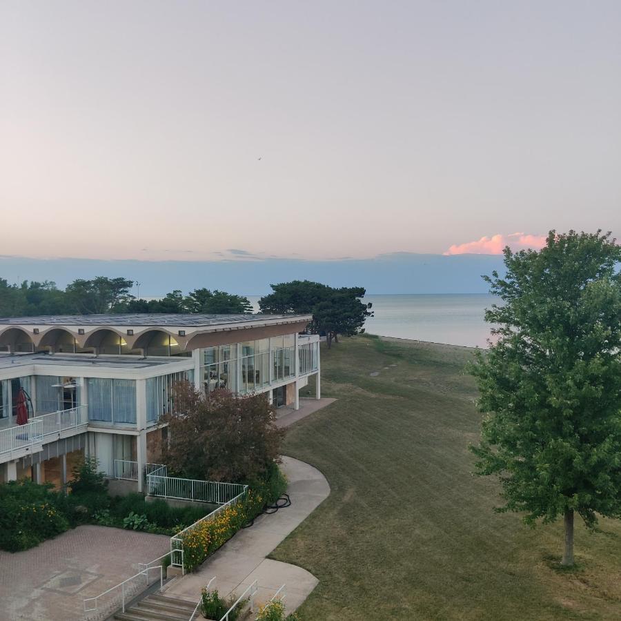 Illinois Beach Hotel Zion Exteriör bild
